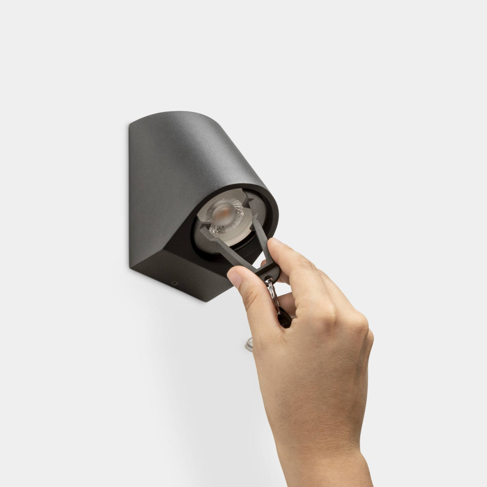 Sistema 2 seconds para el cambio de bombillas (ref. 71-E634-00-00)